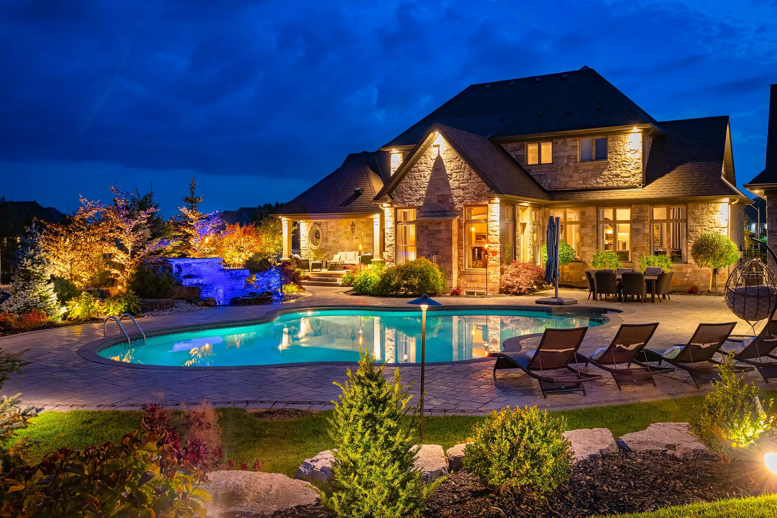 Luxury Pool & Outdoor Living